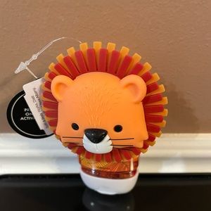 Bath and Body Works Lion Pocketbac
